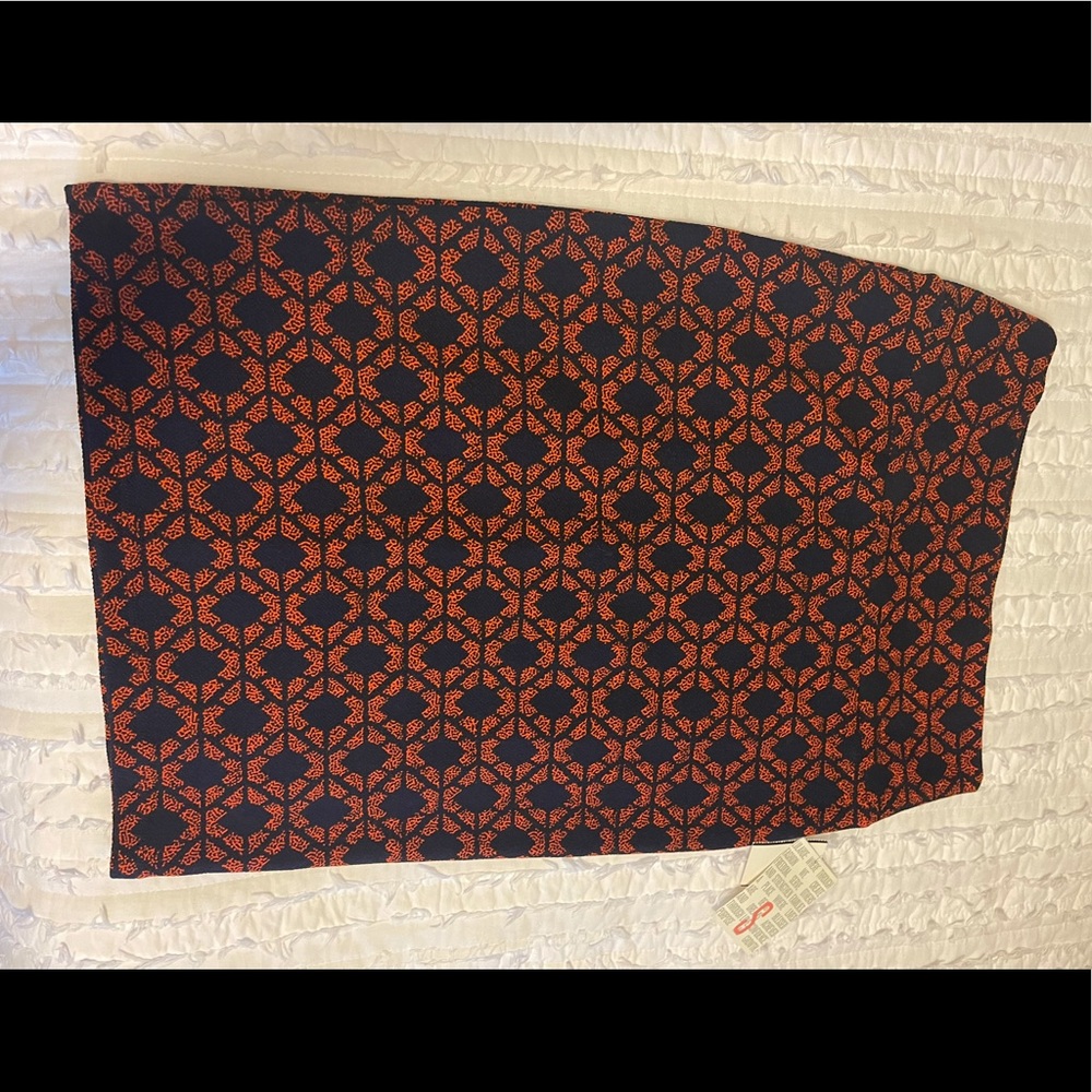 3 NWT LulaRoe skirts.